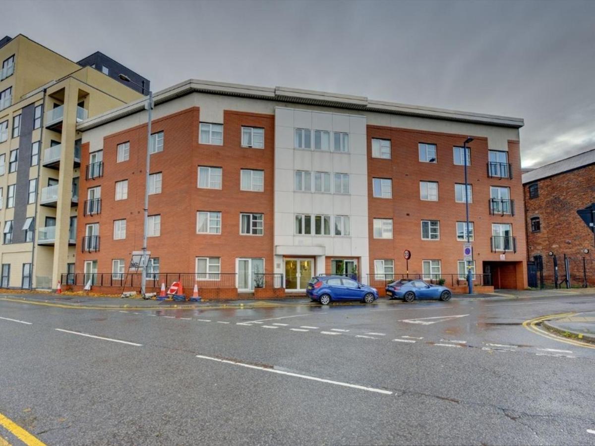 The Clement Apartment Stylish Two Bedroom Apartment Very Close To The Birmingham Arena ภายนอก รูปภาพ
