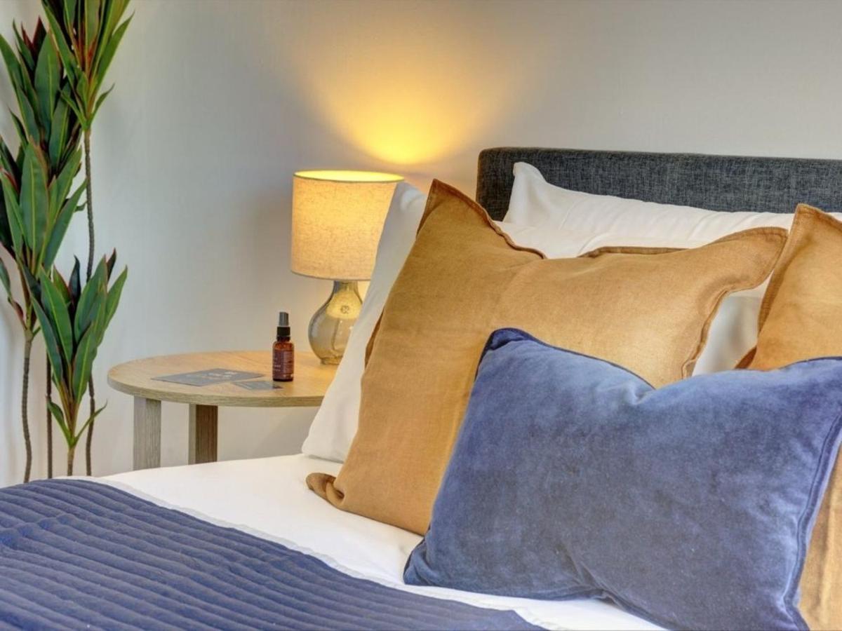 The Clement Apartment Stylish Two Bedroom Apartment Very Close To The Birmingham Arena ภายนอก รูปภาพ