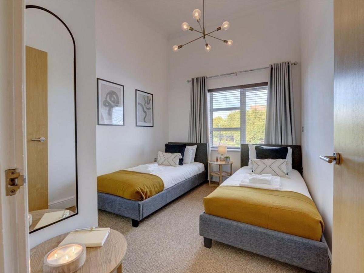 The Clement Apartment Stylish Two Bedroom Apartment Very Close To The Birmingham Arena ภายนอก รูปภาพ
