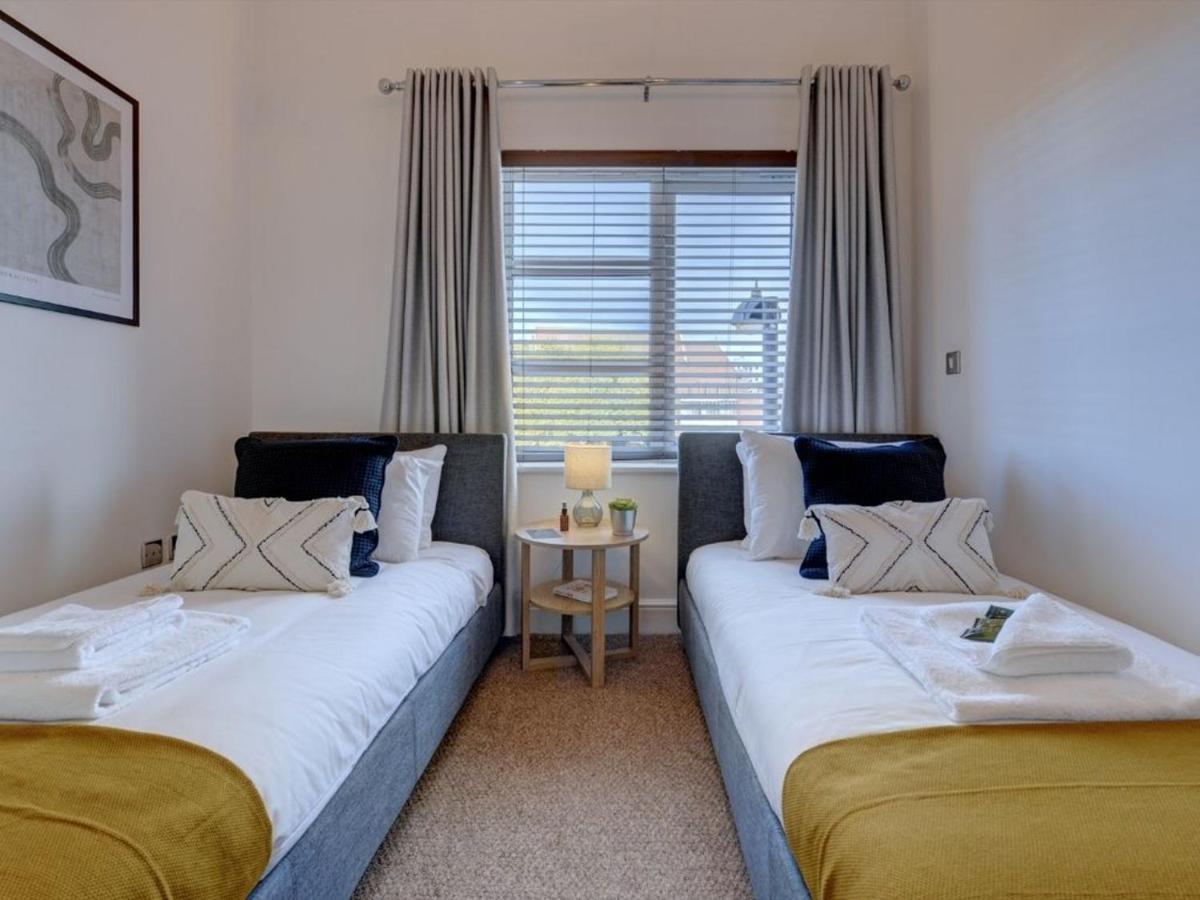 The Clement Apartment Stylish Two Bedroom Apartment Very Close To The Birmingham Arena ภายนอก รูปภาพ