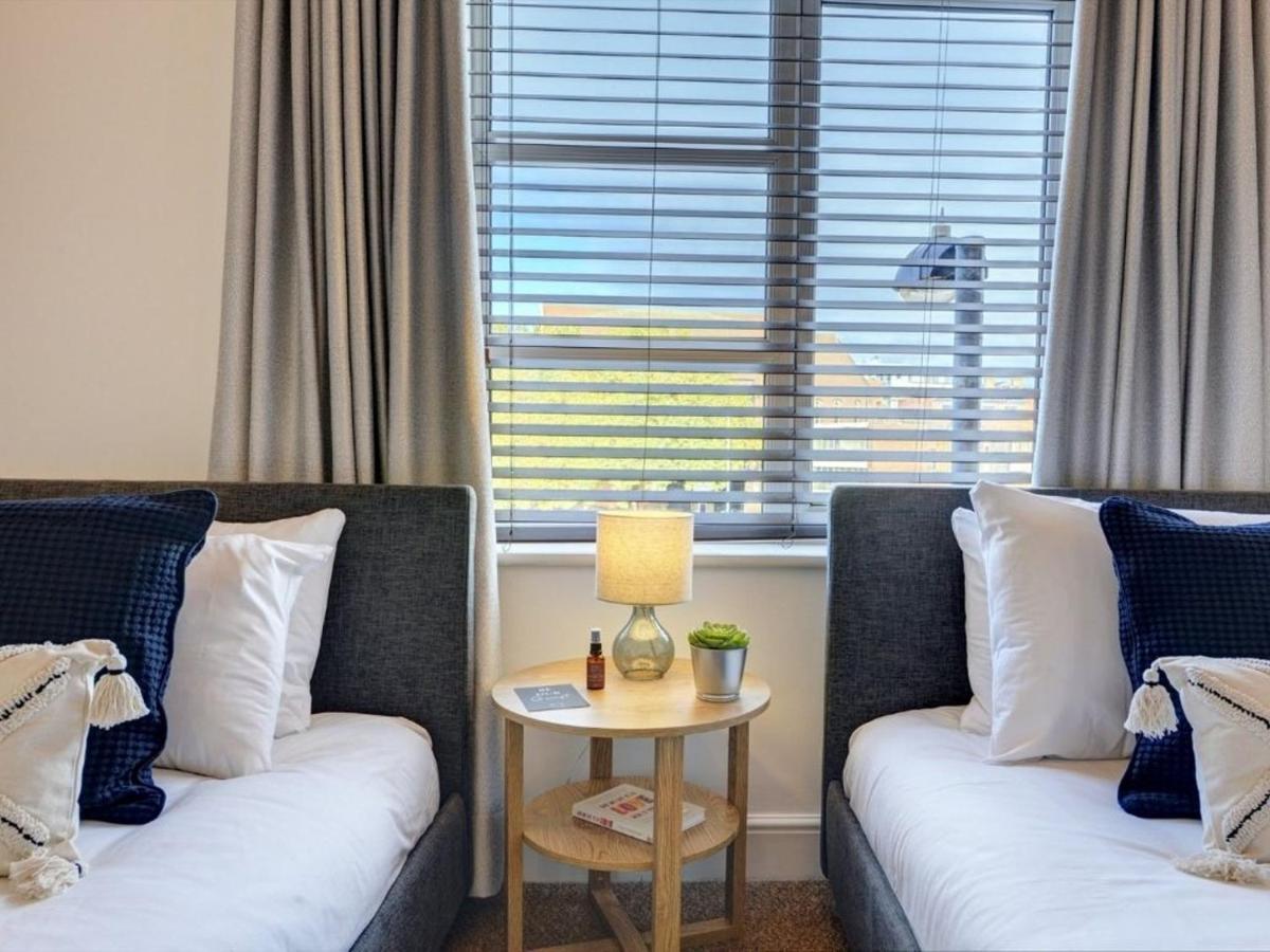 The Clement Apartment Stylish Two Bedroom Apartment Very Close To The Birmingham Arena ภายนอก รูปภาพ
