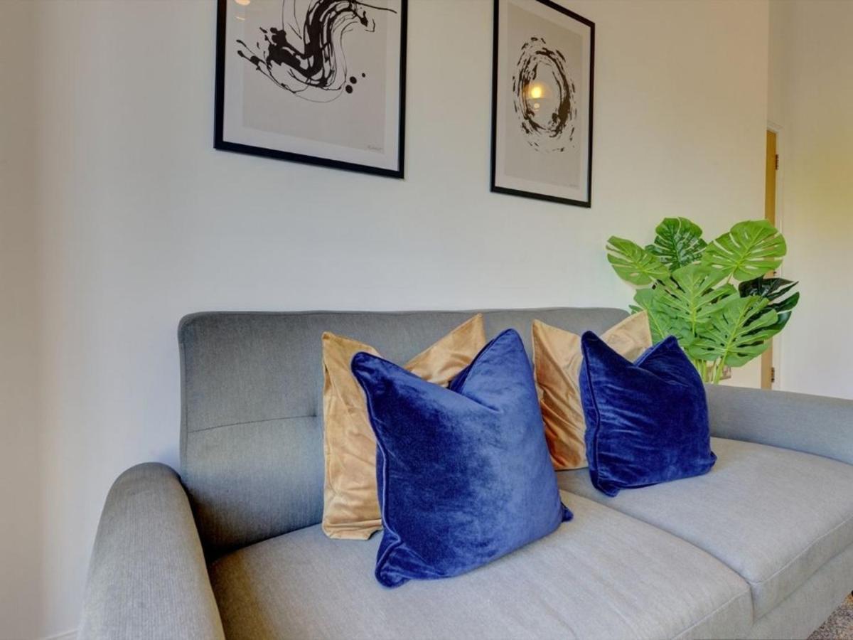 The Clement Apartment Stylish Two Bedroom Apartment Very Close To The Birmingham Arena ภายนอก รูปภาพ